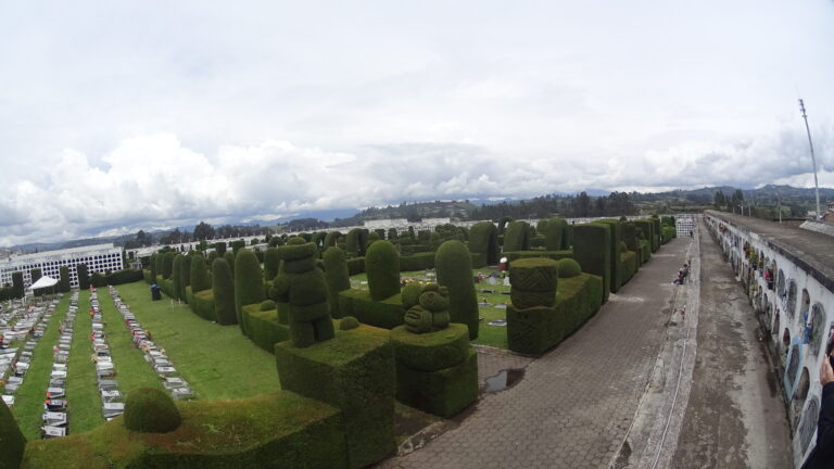 Cementerio de Tulcán en Ecuador