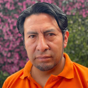 Ecuador Tour Guides, Gustavo